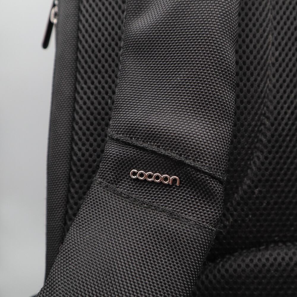Cocoon Slim Backpack with Built-in Grid-IT! Accessory Organizer Black 15" - Picture 3 of 11